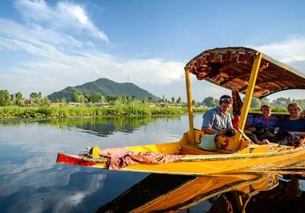Srinagar Tour & Cabs